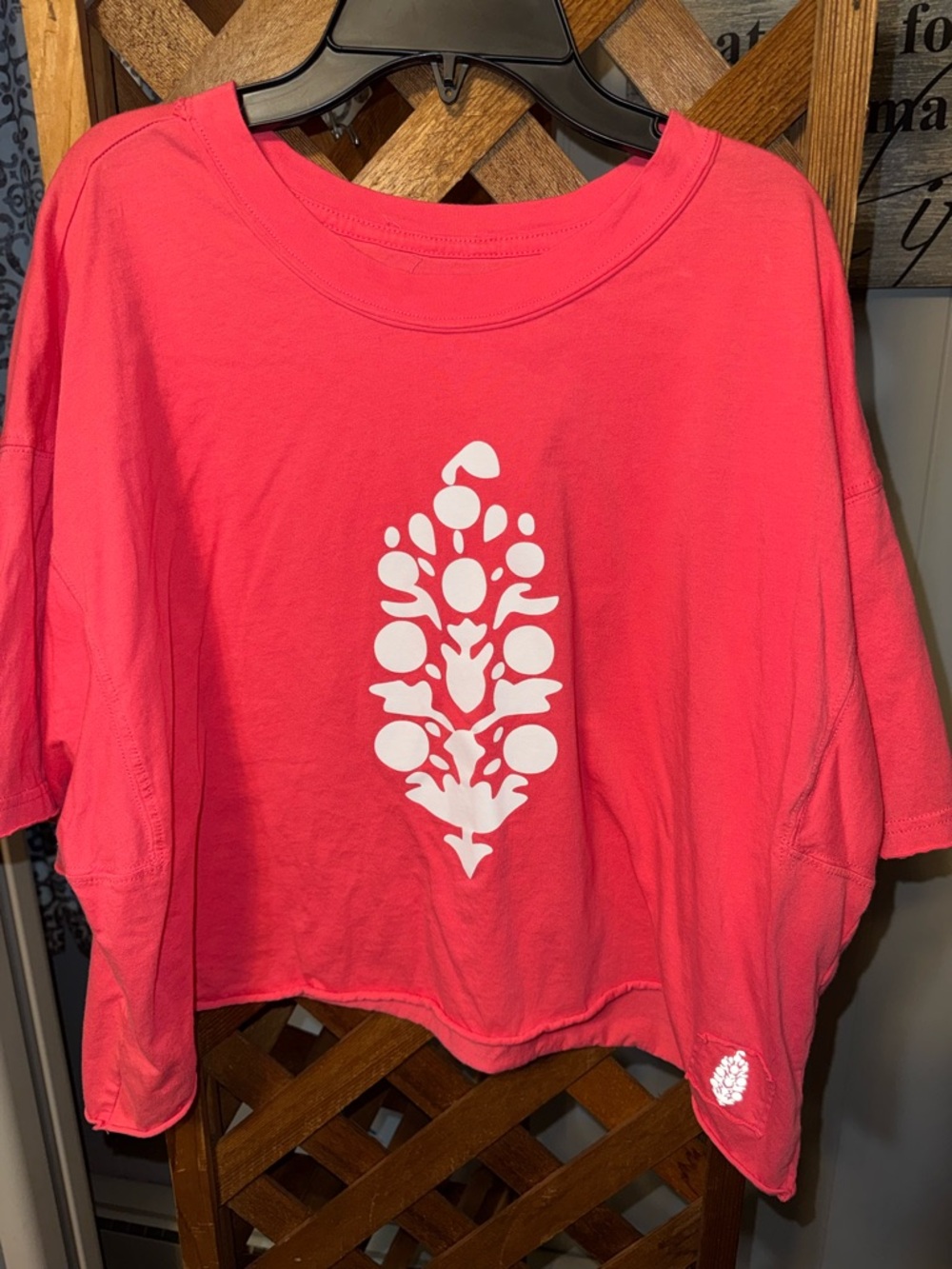 Free People Coral Pink Graphic Cropped Tee